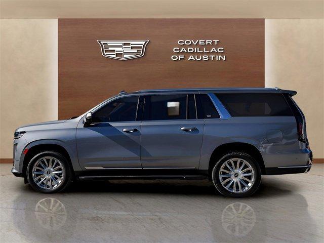 used 2022 Cadillac Escalade ESV car, priced at $67,495