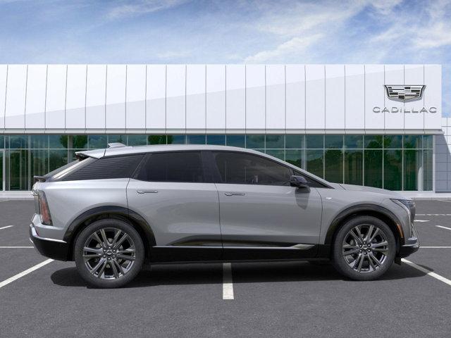 new 2025 Cadillac OPTIQ car, priced at $62,370