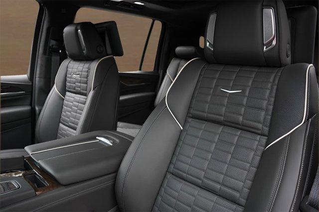 new 2024 Cadillac Escalade ESV car, priced at $117,431