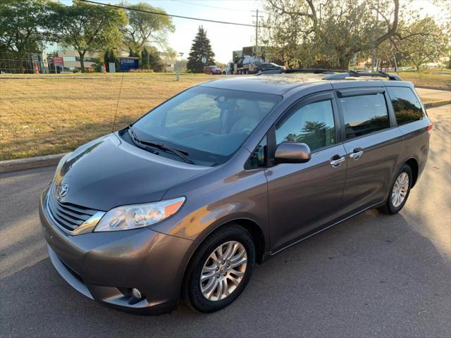 used 2014 Toyota Sienna car, priced at $13,474