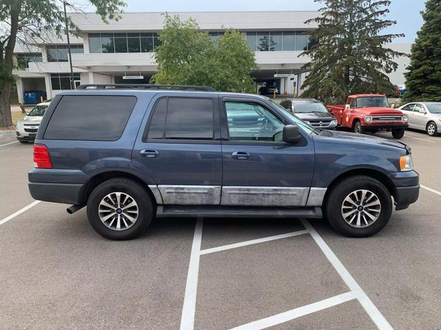 used 2005 Ford Expedition car, priced at $4,216