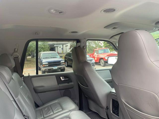 used 2005 Ford Expedition car, priced at $4,216