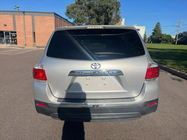 used 2012 Toyota Highlander car, priced at $12,941