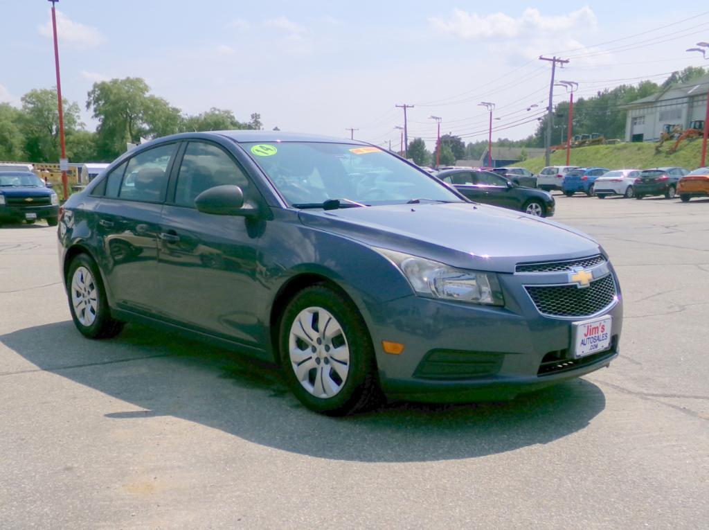 used 2014 Chevrolet Cruze car, priced at $7,900