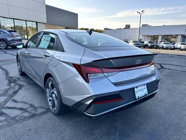 new 2025 Hyundai Elantra car, priced at $25,160