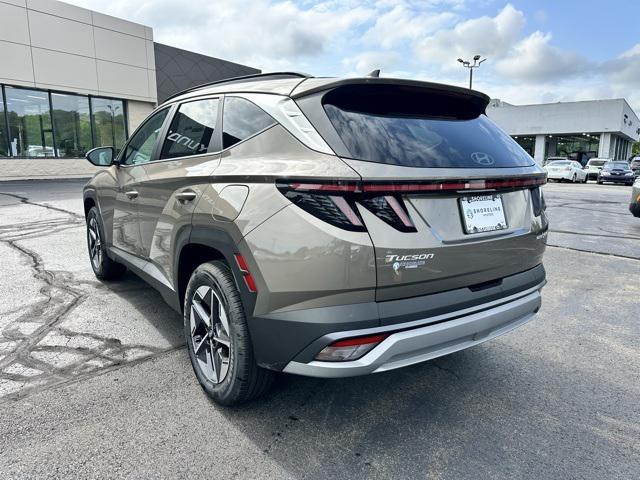 new 2025 Hyundai TUCSON Hybrid car, priced at $38,435
