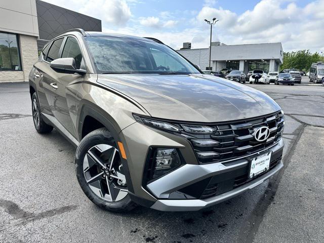 new 2025 Hyundai TUCSON Hybrid car, priced at $38,435