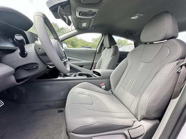 new 2025 Hyundai Elantra car, priced at $25,675