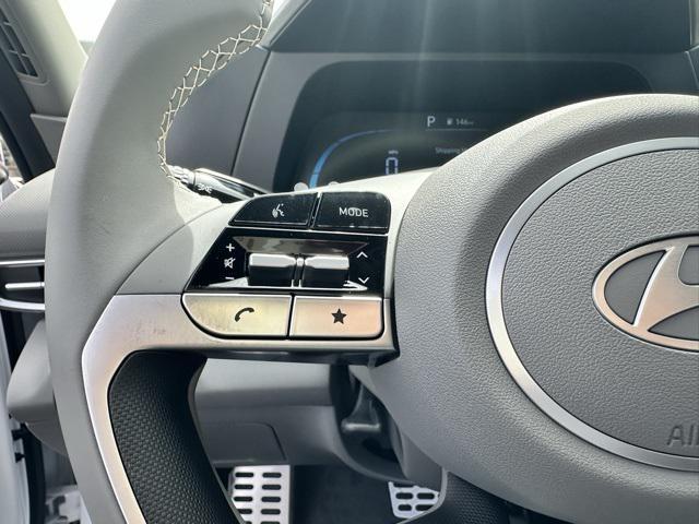 new 2025 Hyundai Elantra car, priced at $25,675