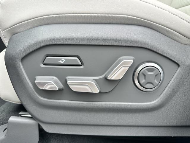 new 2024 Hyundai Santa Fe car, priced at $50,195