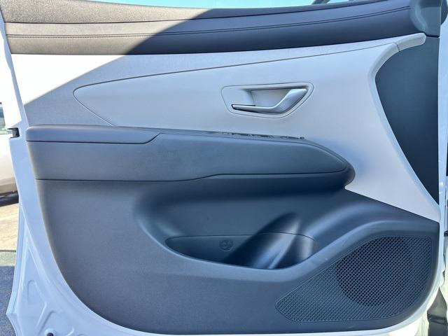 new 2025 Hyundai Tucson car, priced at $37,050