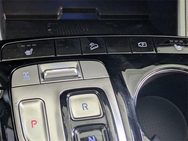 new 2024 Hyundai TUCSON Hybrid car, priced at $37,744