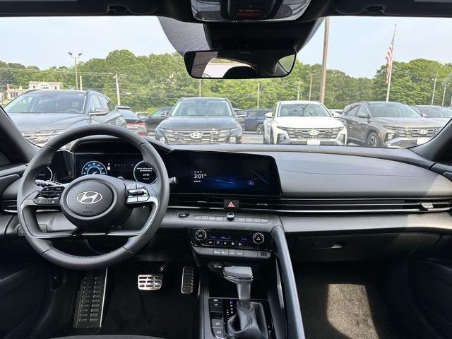 new 2025 Hyundai Elantra car, priced at $29,255