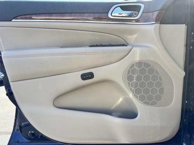 used 2012 Jeep Grand Cherokee car, priced at $15,399