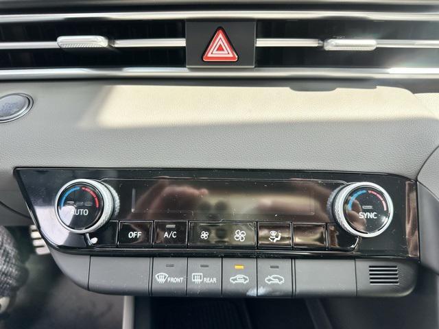 used 2025 Hyundai Elantra car, priced at $21,328