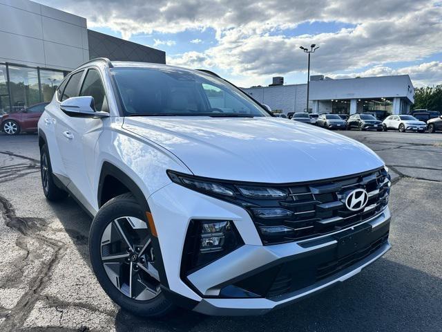 new 2025 Hyundai Tucson car, priced at $37,355