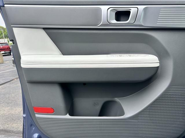 new 2025 Hyundai Santa Fe car, priced at $41,015