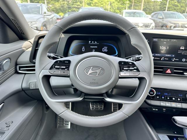 new 2025 Hyundai Elantra car, priced at $25,565