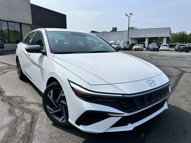 new 2025 Hyundai Elantra car, priced at $25,565