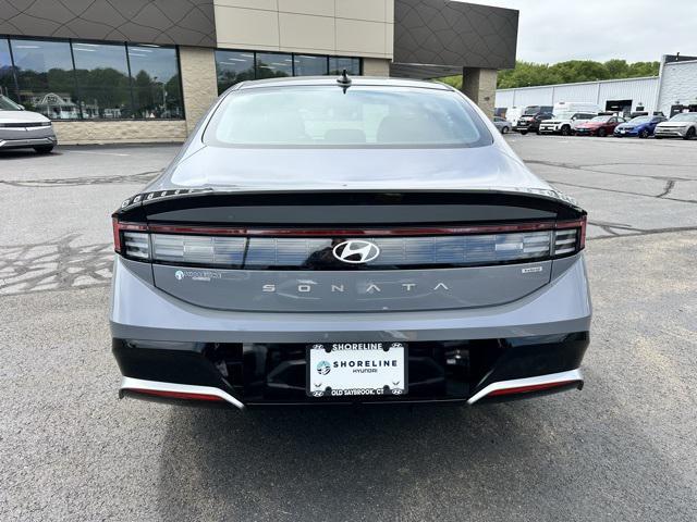 new 2025 Hyundai Sonata Hybrid car, priced at $33,053