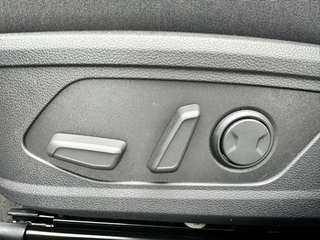 new 2025 Hyundai Sonata Hybrid car, priced at $33,053