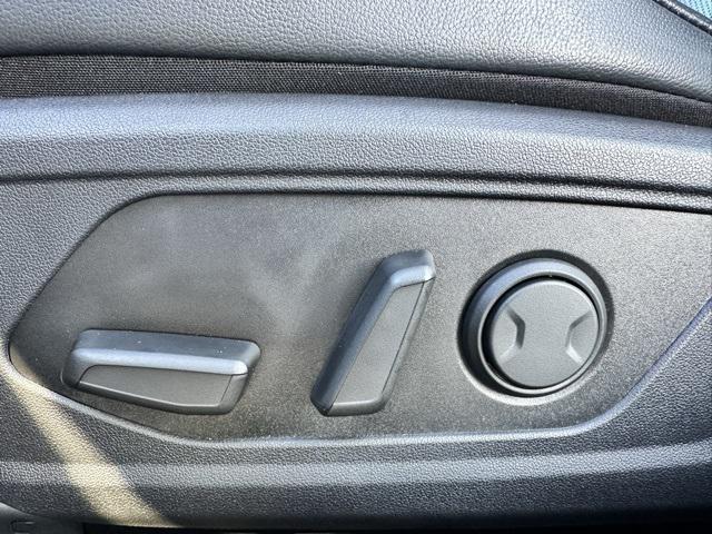 used 2023 Hyundai Elantra car, priced at $21,039