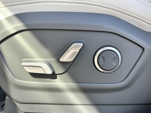 new 2025 Hyundai Santa Fe car, priced at $41,884