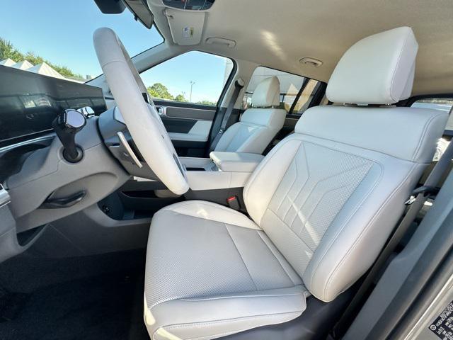 new 2025 Hyundai Santa Fe car, priced at $41,884