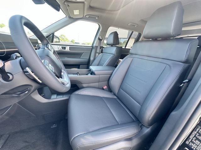 new 2025 Hyundai Santa Fe car, priced at $48,750