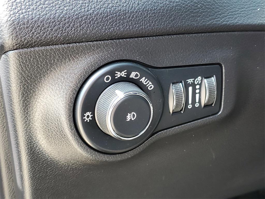 used 2020 Jeep Compass car, priced at $16,743