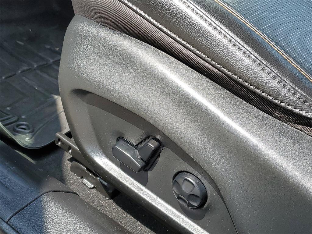 used 2020 Jeep Compass car, priced at $16,743