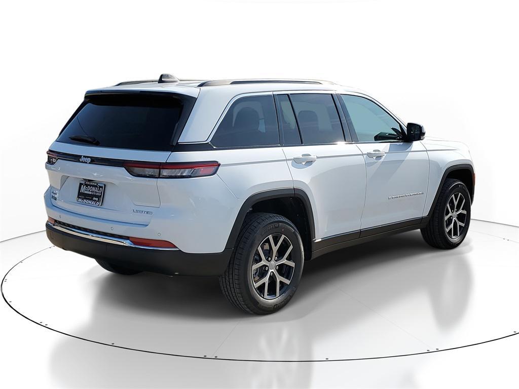 new 2025 Jeep Grand Cherokee car, priced at $49,415