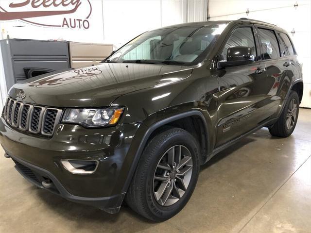 used 2016 Jeep Grand Cherokee car, priced at $14,995