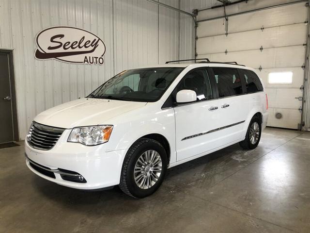 used 2015 Chrysler Town & Country car, priced at $12,995