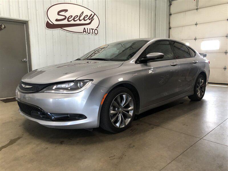 used 2016 Chrysler 200 car, priced at $9,995
