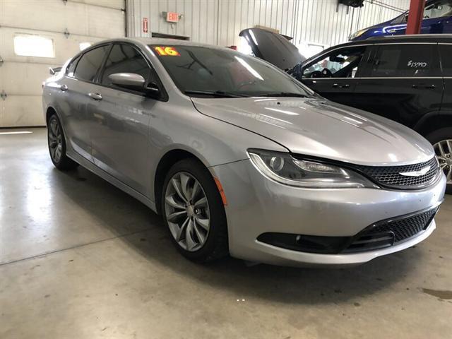 used 2016 Chrysler 200 car, priced at $9,995
