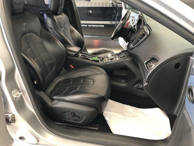 used 2016 Chrysler 200 car, priced at $9,995