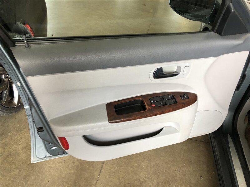 used 2007 Buick LaCrosse car, priced at $4,995