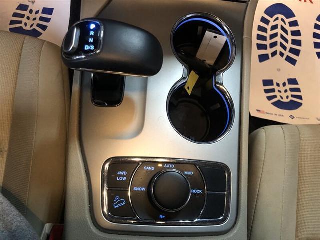 used 2015 Jeep Grand Cherokee car, priced at $8,995