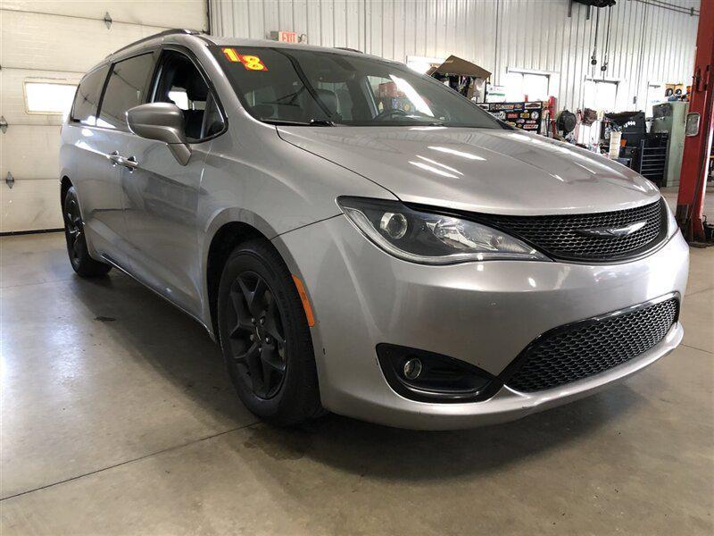 used 2018 Chrysler Pacifica car, priced at $11,995