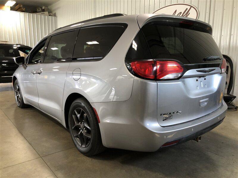 used 2018 Chrysler Pacifica car, priced at $11,995