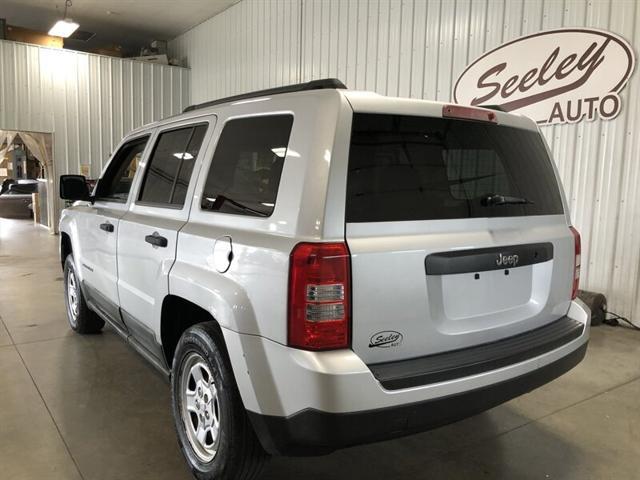 used 2011 Jeep Patriot car, priced at $4,995