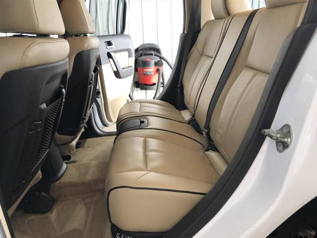 used 2008 Hummer H3 car, priced at $13,995