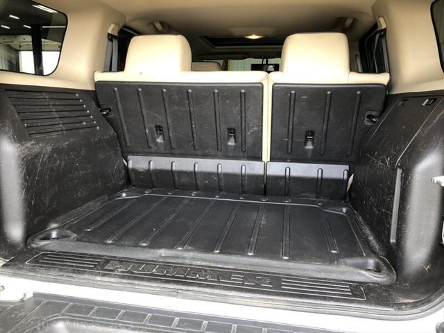 used 2008 Hummer H3 car, priced at $13,995