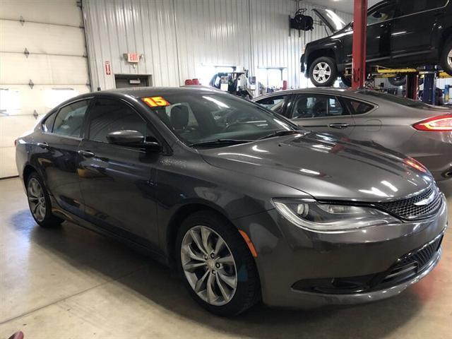 used 2015 Chrysler 200 car, priced at $7,995