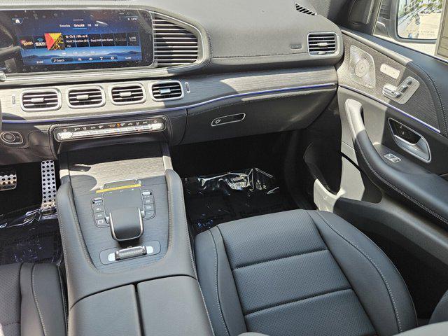 new 2025 Mercedes-Benz GLS 450 car, priced at $89,564