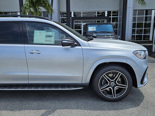 new 2025 Mercedes-Benz GLS 450 car, priced at $95,865