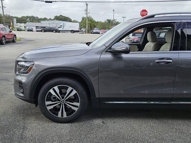 new 2025 Mercedes-Benz GLB 250 car, priced at $51,445