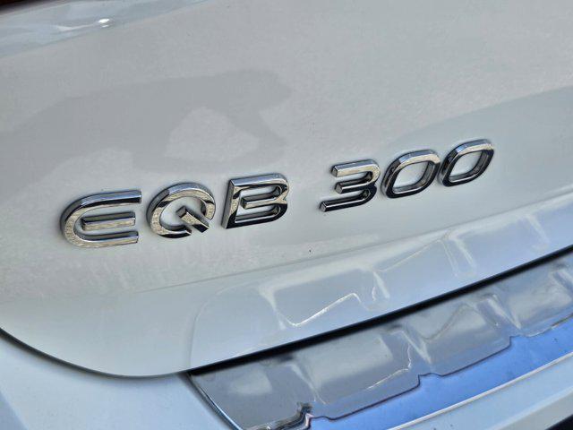 new 2024 Mercedes-Benz EQB 300 car, priced at $60,125