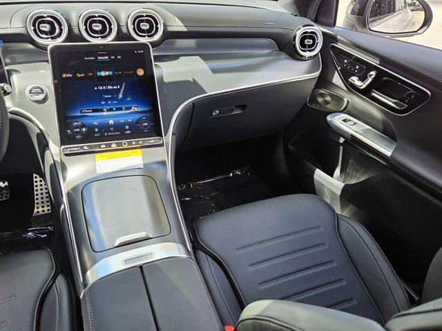 new 2025 Mercedes-Benz GLC 300 car, priced at $66,195